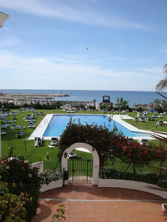 Puerto Cabopino Apartment Marbella